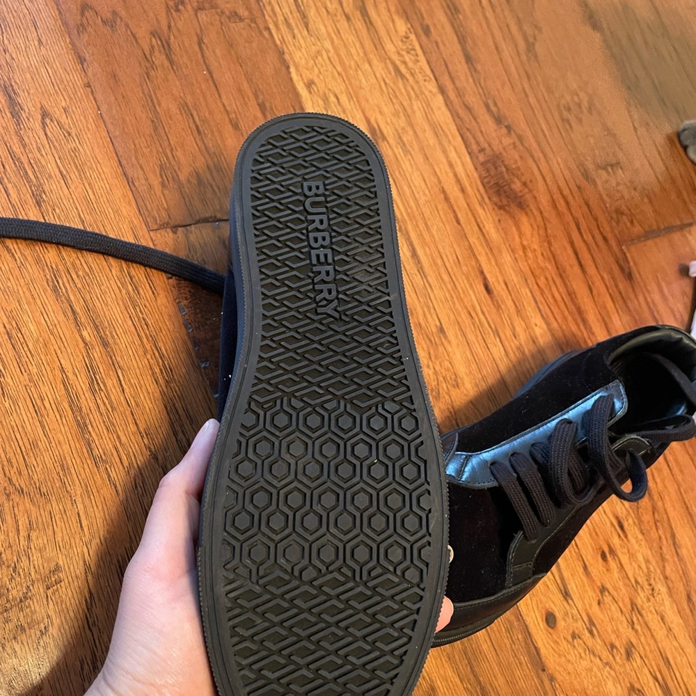 Burberry Men's Black and Blue Sneakers - Picture 13 of 14